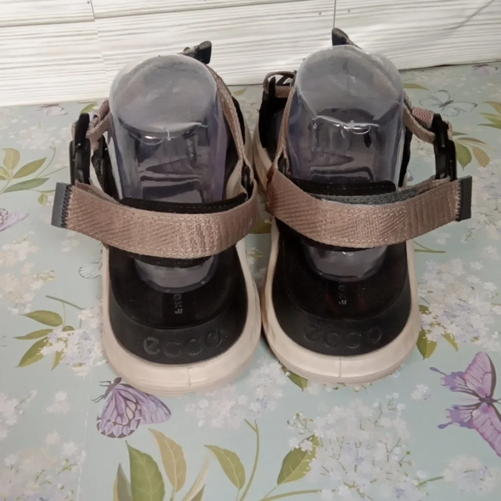 Ecco Exowrap 3S Sandals 3 Strap Closure Hiking Waterproof Womens 9-9.5
